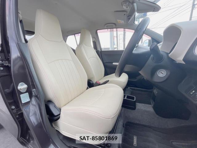 Mazda CAROL 2018-01 8812541-8