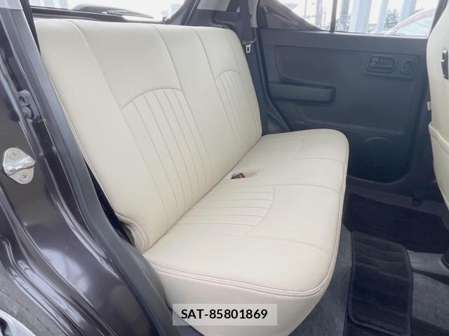 Mazda CAROL 2018-01 8812541-9