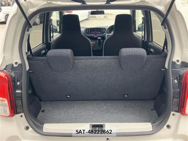 Mazda CAROL 2023-06 8854666-6