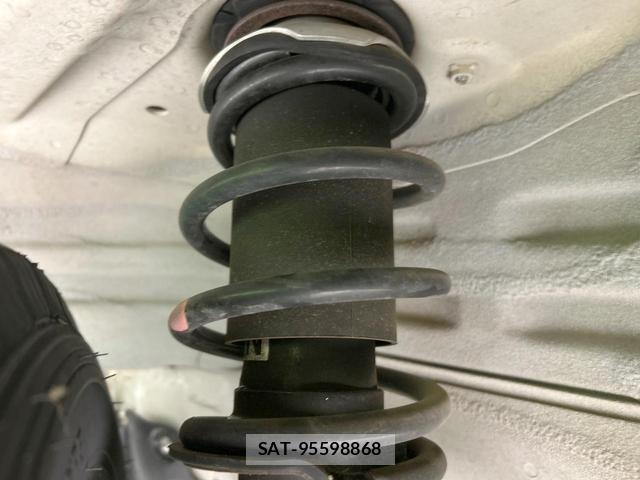 Suzuki CARRY TRUCK 2016-01 8854699-18