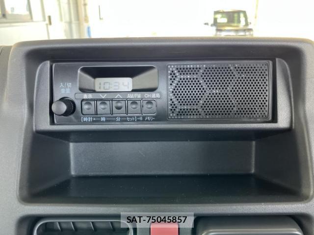 Suzuki CARRY TRUCK 2018-10 8857111-8