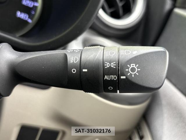 Daihatsu CAST 2019-10 8856835-15