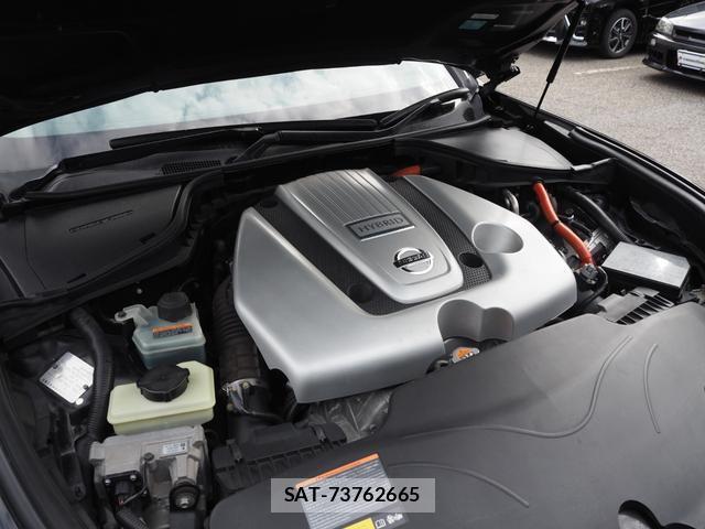 Nissan CIMA 2013-10 8856034-19