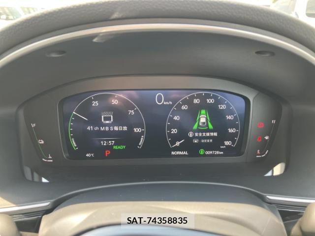Honda CIVIC HYBRID 2024-06 8856925-13