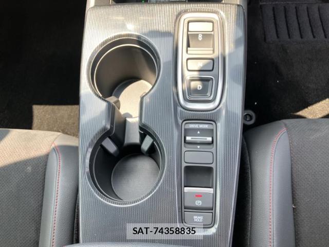 Honda CIVIC HYBRID 2024-06 8856925-17