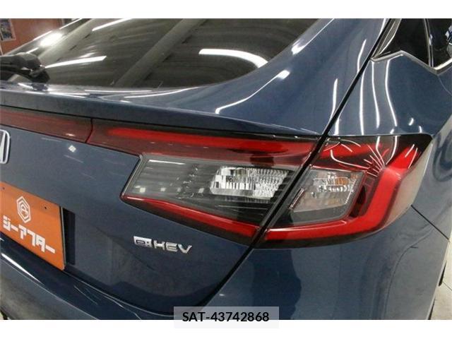 Honda CIVIC 2025-04 8854847-16