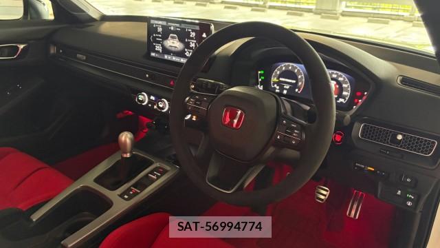 Honda CIVIC 2025-06 8855299-2