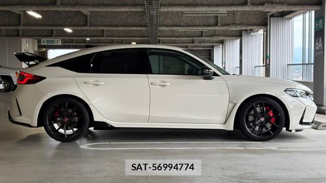 Honda CIVIC 2025-06 8855299-3