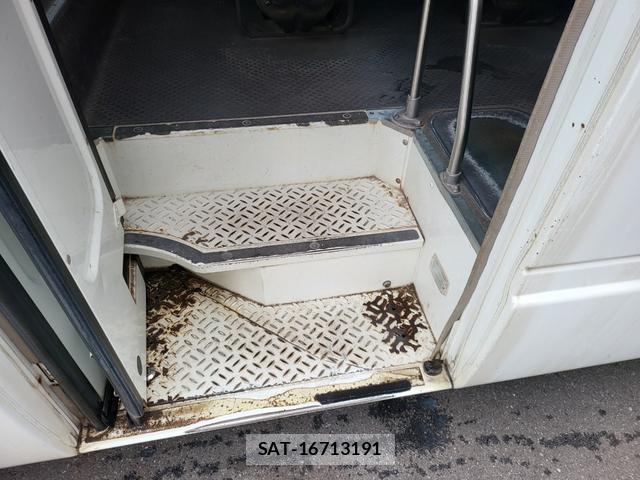Nissan CIVILIAN BUS 2010-05 8854233-9