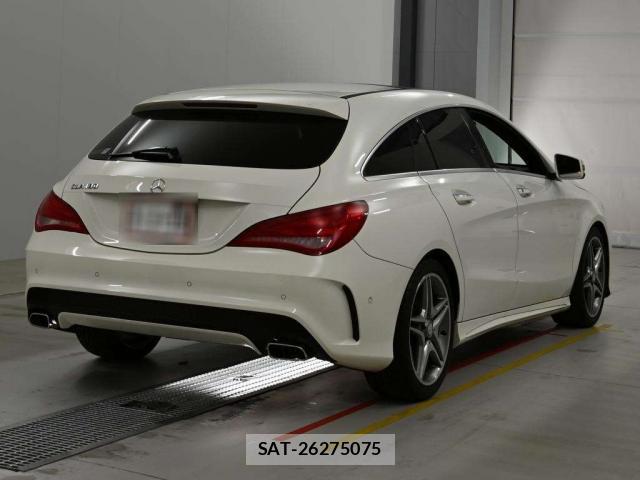 Mercedes Benz CLA-CLASS 2015-07 8855812-1