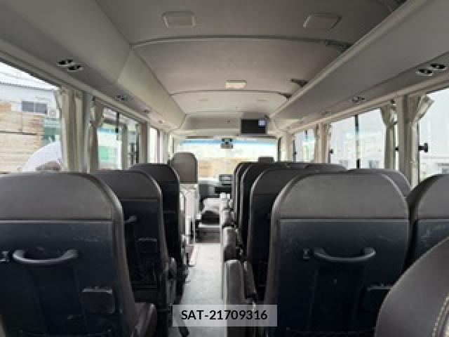 Toyota COASTER 2019-10 8854944-3