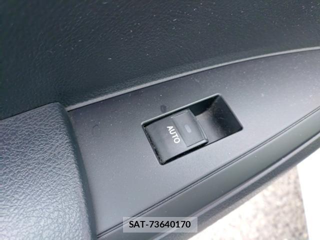 Toyota COROLLA AXIO 2018-09 8854126-12