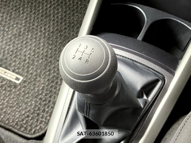 Toyota COROLLA FIELDER 2024-01 8855676-7