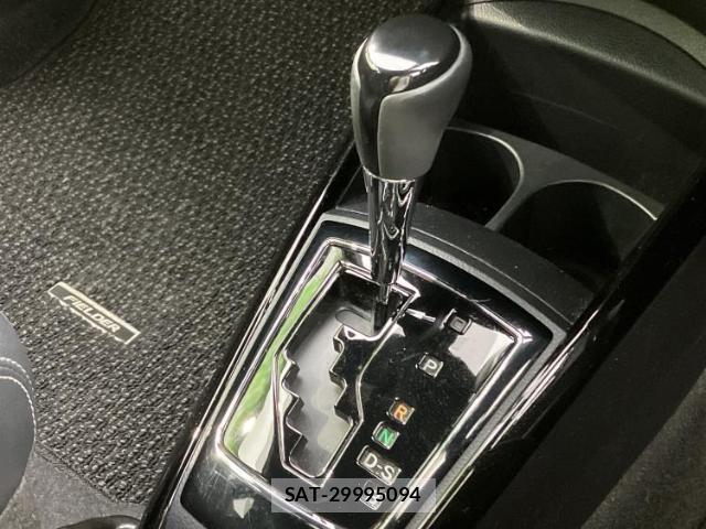 Toyota COROLLA FIELDER 2015-06 8856955-16