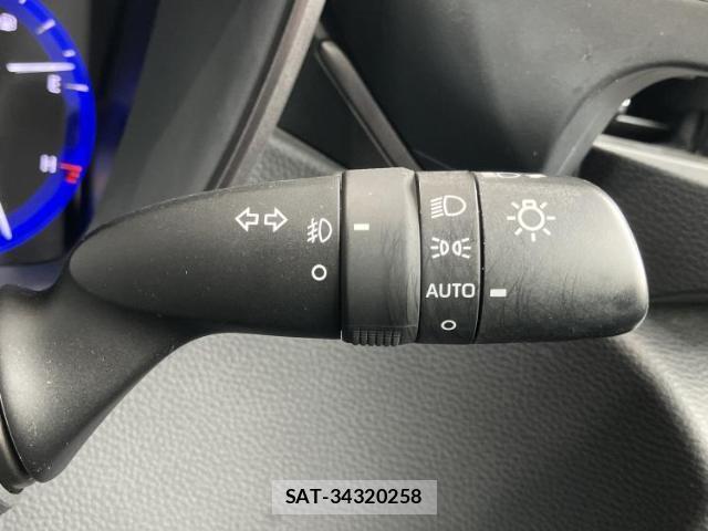Toyota COROLLA TOURING 2020-08 8855661-15