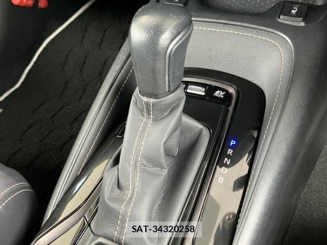 Toyota COROLLA TOURING 2020-08 8855661-17