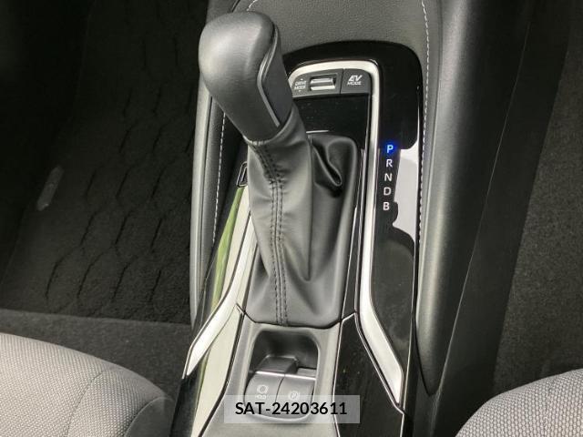 Toyota COROLLA TOURING 2025-06 8857012-17