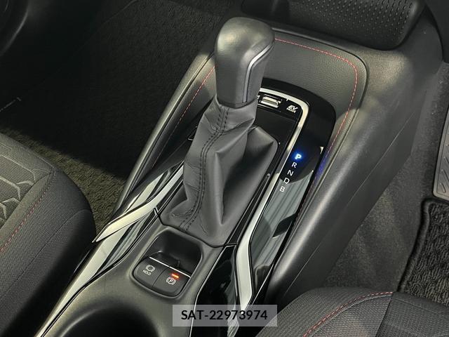 Toyota COROLLA SPORT 2020-03 8854797-8