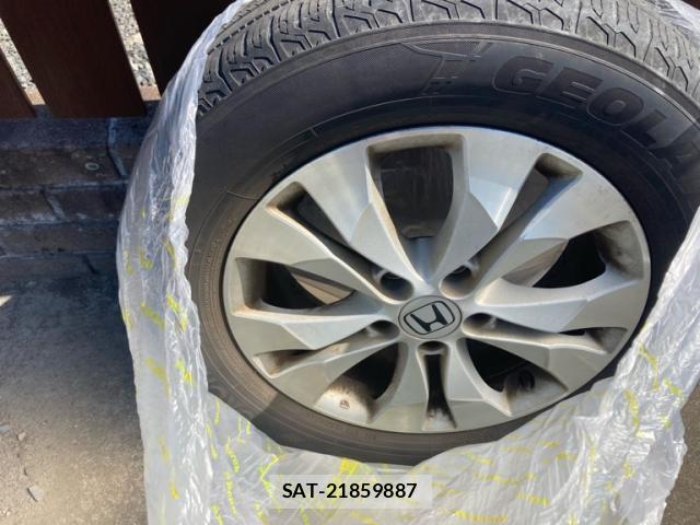 Honda CR-Z 2012-10 8854565-13