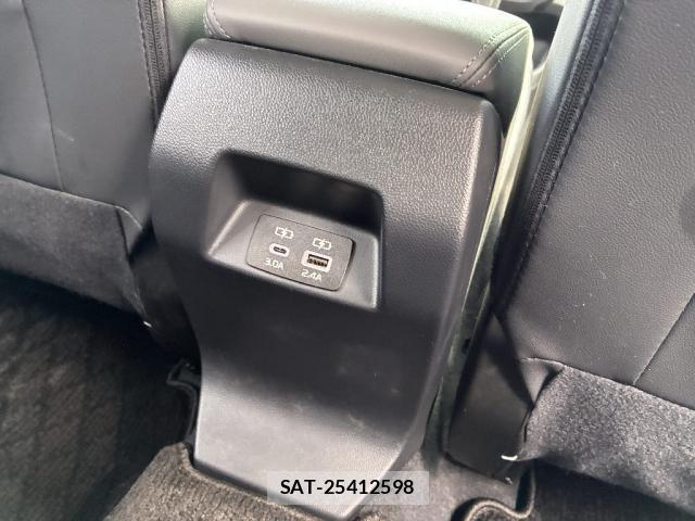 Subaru Crosstrek 2023-11 8854767-18
