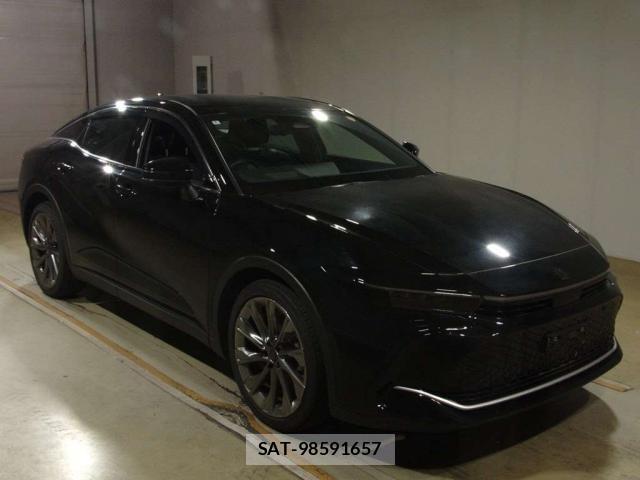 Toyota Crown Crossover 2024-06 8855571-10