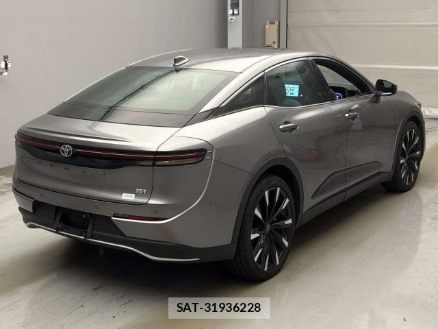 Toyota Crown Crossover 2023-07 8855777-1