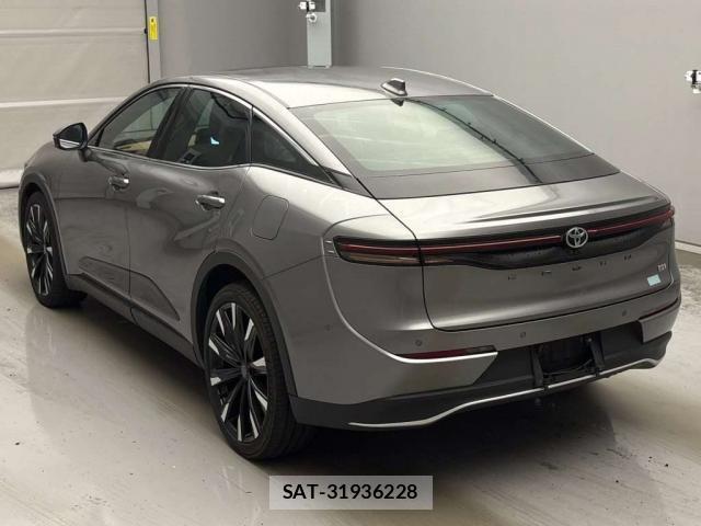 Toyota Crown Crossover 2023-07 8855777-9