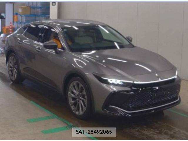 Toyota Crown Crossover 2023-08 8855803-0