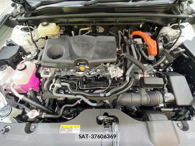 Toyota Crown Crossover 2023-09 8855978-17