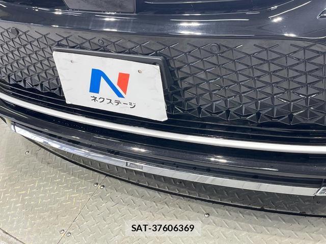 Toyota Crown Crossover 2023-09 8855978-4