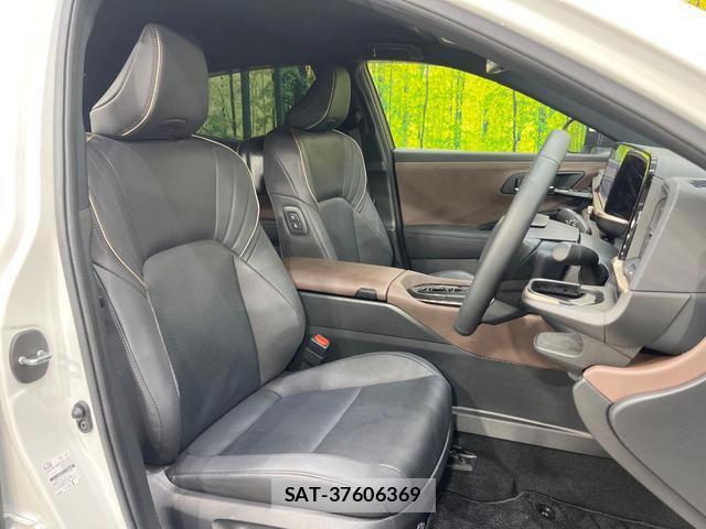 Toyota Crown Crossover 2023-09 8855978-7