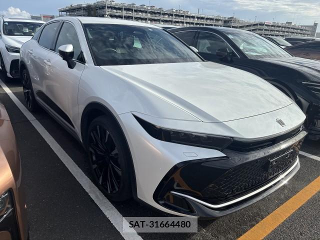Toyota Crown Crossover 2023-04 8856146-1