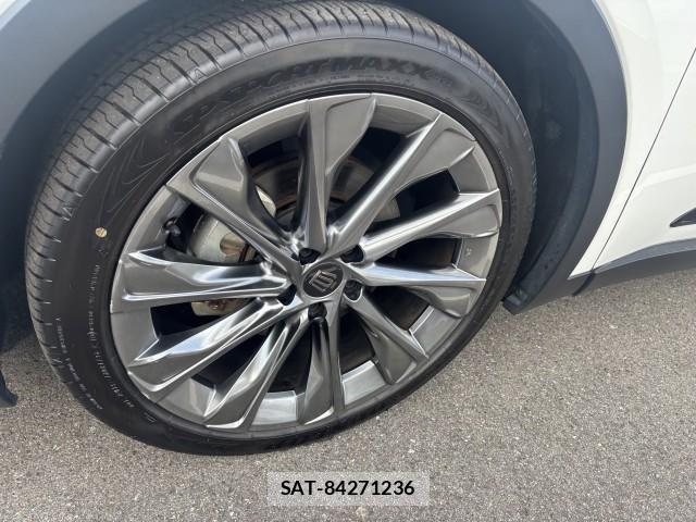 Toyota Crown Crossover 2023-03 8856162-2