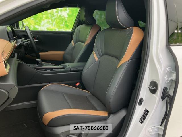 Toyota Crown Crossover 2023-08 8856877-5