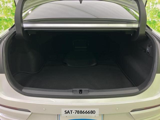 Toyota Crown Crossover 2023-08 8856877-7