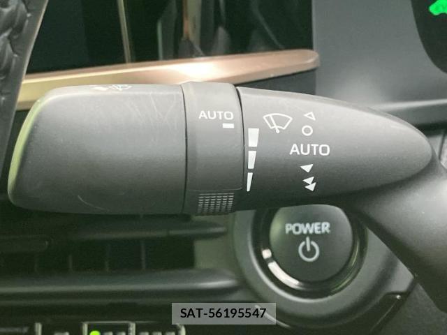Toyota Crown Crossover 2023-04 8857070-16