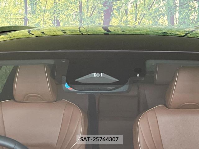 Toyota CROWN ESTATE 2025-09 8855041-2