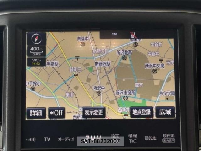 Toyota CROWN HYBRID 2017-10 8854499-12