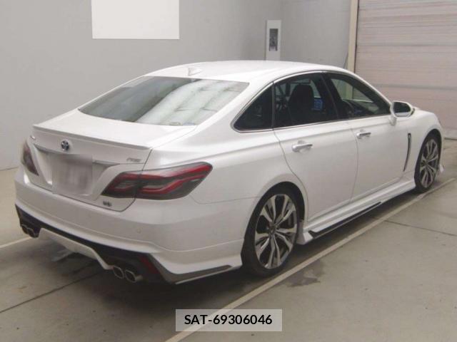 Toyota CROWN HYBRID 2021-03 8855485-1