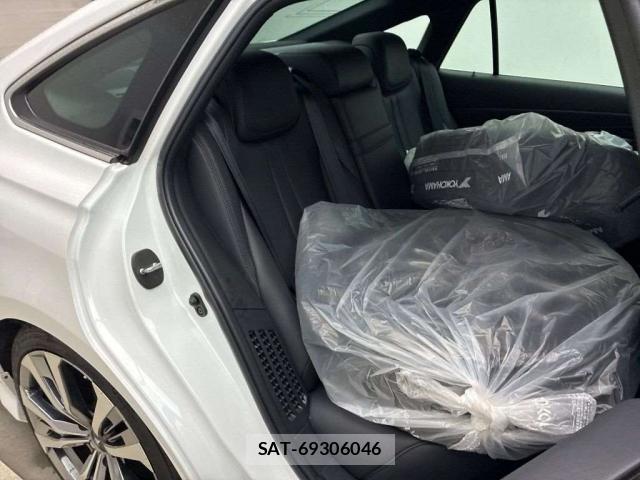 Toyota CROWN HYBRID 2021-03 8855485-5