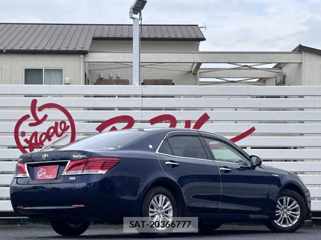 Toyota CROWN HYBRID 2014-12 8855733-1