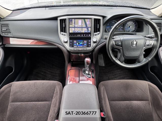 Toyota CROWN HYBRID 2014-12 8855733-2