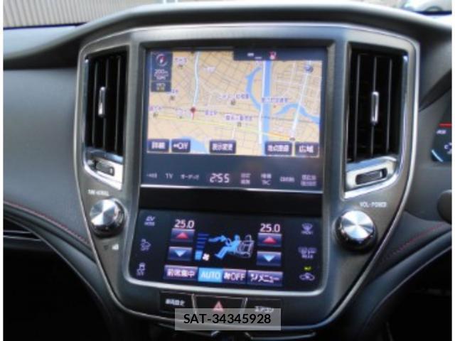 Toyota CROWN HYBRID 2018-02 8855776-10