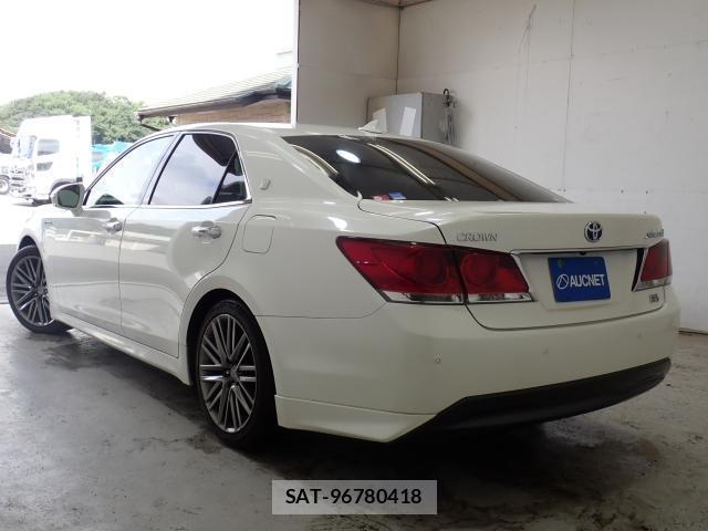 Toyota CROWN HYBRID 2013-11 8855788-1