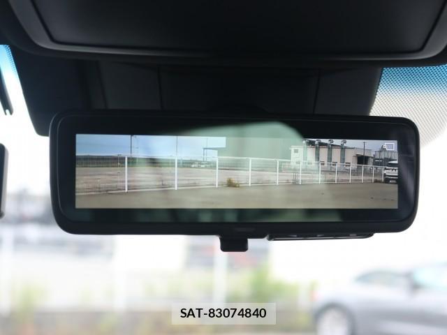 Toyota CROWN HYBRID 2018-07 8856022-16