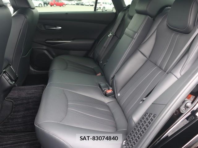 Toyota CROWN HYBRID 2018-07 8856022-6