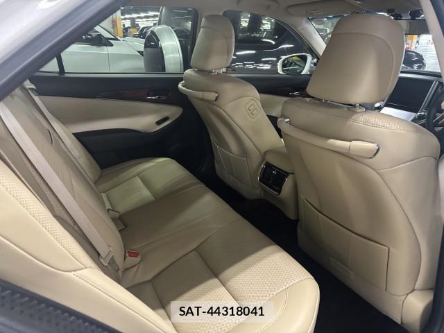 Toyota CROWN HYBRID 2013-10 8856168-6