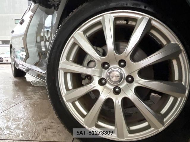 Toyota CROWN HYBRID 2016-04 8856197-12