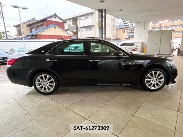 Toyota CROWN HYBRID 2016-04 8856197-15
