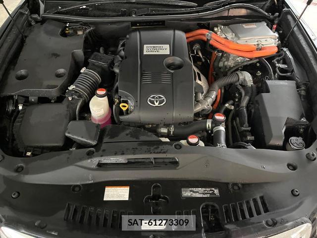 Toyota CROWN HYBRID 2016-04 8856197-18